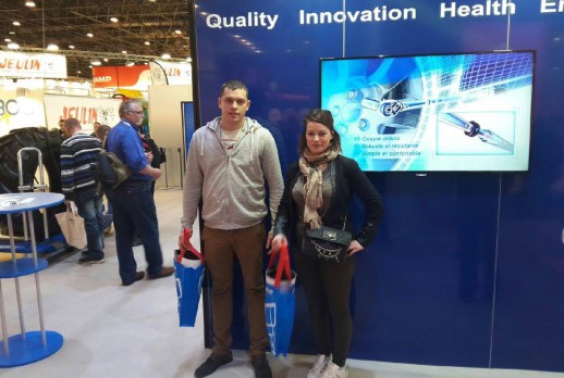 KING TONY Customers - 01