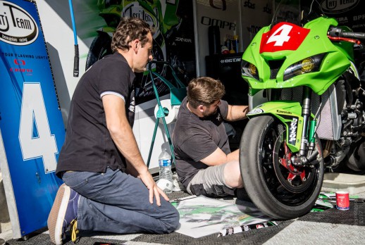 TATI車隊的Pit區 - 02