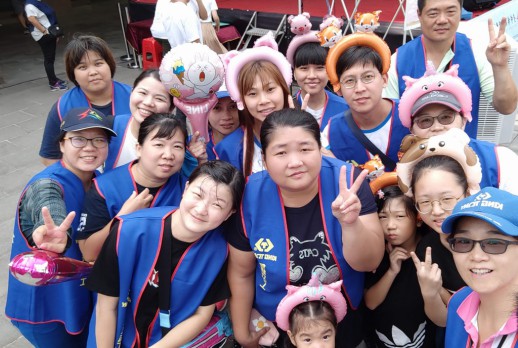 Alzheimer's Carnival-KING TONY Volunteers