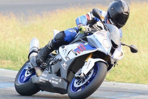 The coach rode motorcycle - 04