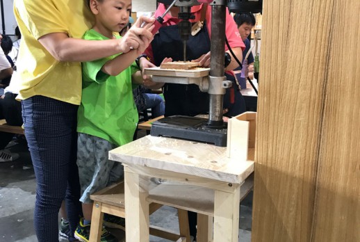 Family woodworking DIY-1