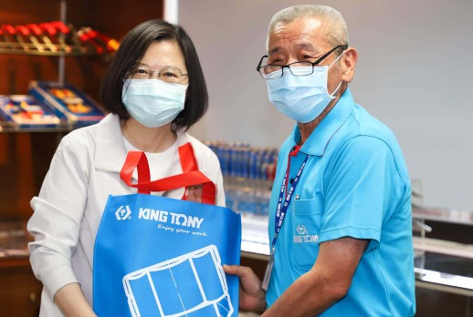 Dar un regalo al presidente