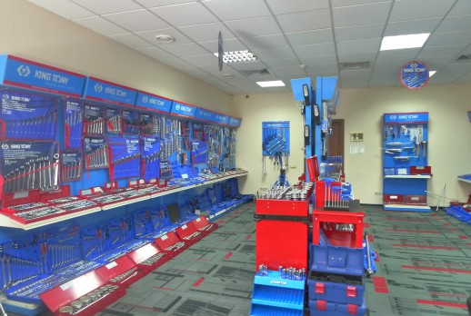 The display of KING TONY tools - 12