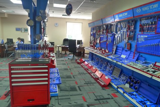 The display of KING TONY tools - 14