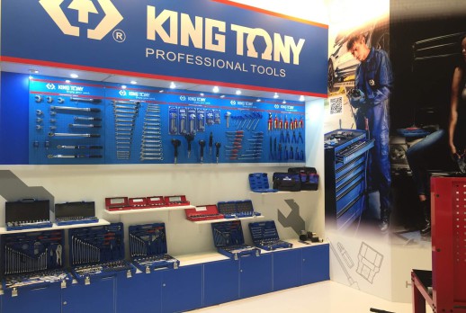 KING TONY booth - 03