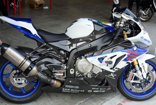BMW MOTOR HP4 - 01