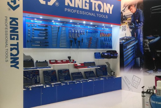 KING TONY booth - 02