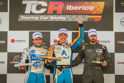 第一輪比賽，贏得第二名 - 01