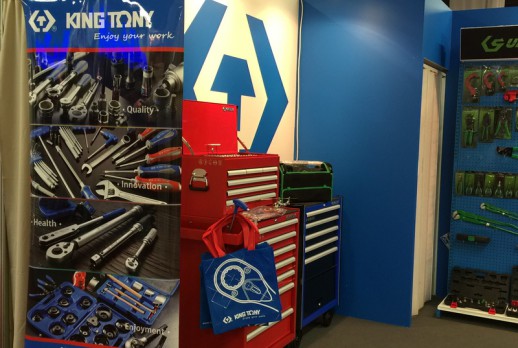 KING TONY booth - 02