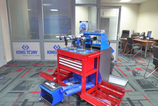 The display of KING TONY tools - 19