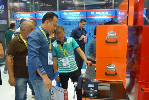 07.KING TONY 工具车 - 04