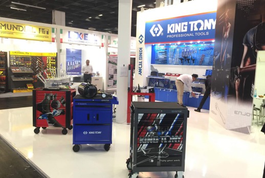 KING TONY booth - 08