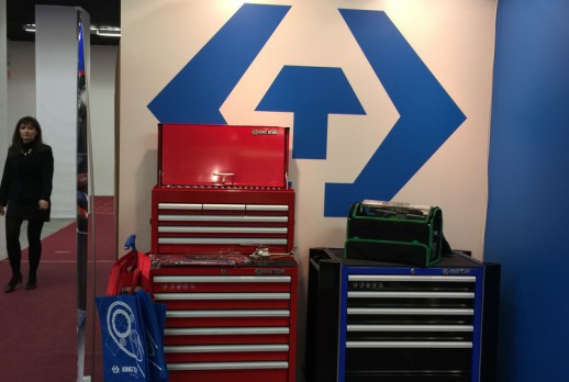 KING TONY booth - 03