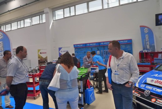 The status of the exhibition - 10