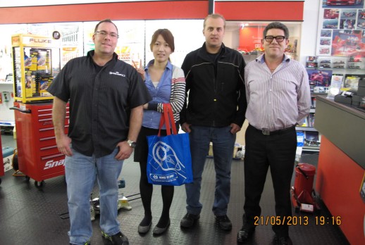 KING TONY & customer - 01