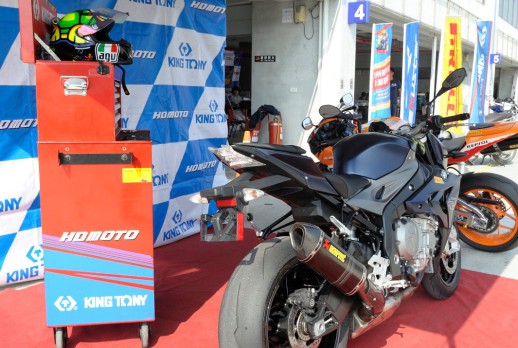 KING TONY Tool Trolley & Motorcycle - 03