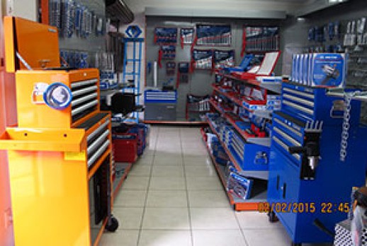KING TONY Tools Displayed At The Store in Brazil