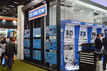 代理商參加2017年巴西國際汽車展的照片