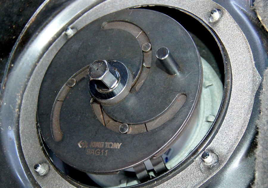 Fuel Gauge & Pump Sender Collar Wrench